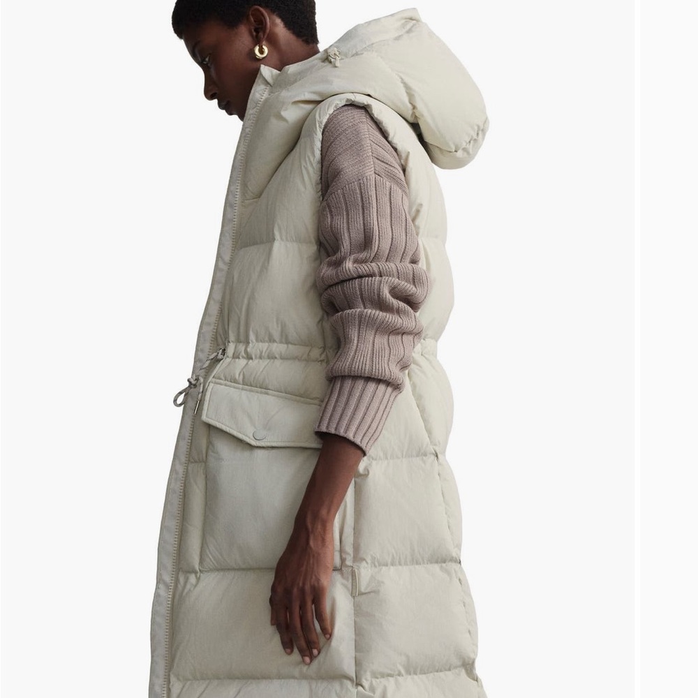 Varley Irving Water Resistant Hooded Vest - Picture 10 of 16